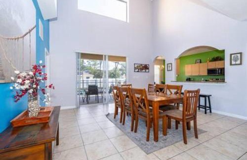 Crystal Cove House | Ruby Reds Escape