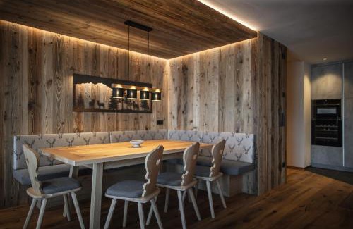 Sorafurcia Ski Chalet | Rueper Hof Chalet Dolomit