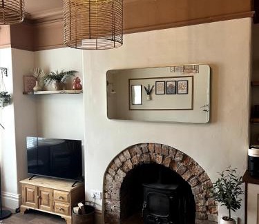 Buxton Apartment | Rufloreo Flats 1 - central gem