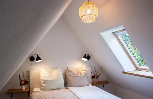 Kloster Tempzin House | Ruhiger Rückzugsort mit Kamin & Garten, für Paare