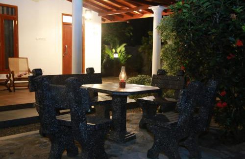 Hettimulla Villa | Rupa Villa
