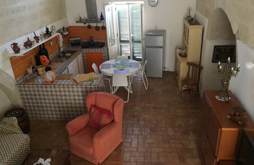 Sasso Caveoso House | RupeSuiSassi is a typical house of the Sassi of Matera with a splendid view.