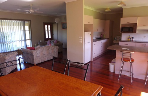 Mount George Cottage | Rural Ambience n Netflix !