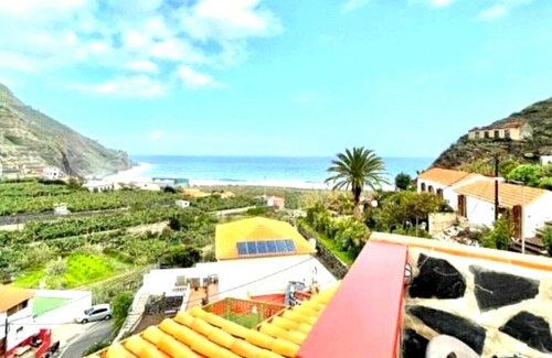 Hermigua Cottage | Rural house with terrace incredible sea views