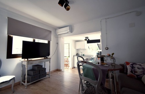 Zuheros Cottage | Rural house with views of the Cañón del Bailón and in the centre of Zuheros.