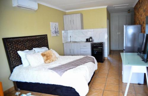 Rustenburg House | Rustenburg Self-Catering