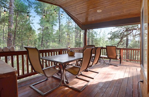 Munds Park Cabin | Rustic cabin on a 3/4 acre lot in Munds Park.