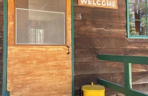 Alpine Cabin | Rustic Charm Cabin in the tall pines, Alpine AZ #4