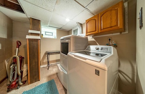 Akron House | Rustic Family Retreat in Akron