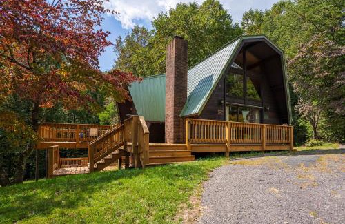 Fancy Gap House | Rustic Fancy Gap Vacation Rental with Fire Pit