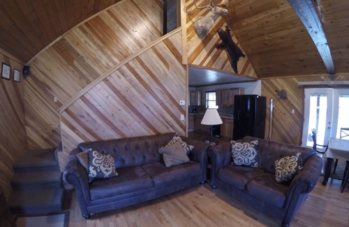 Driftwood Cabin | Rustic Getaway In The Heart Of The Pennsylvania Elk Range