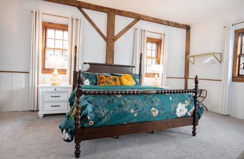 Steeles Tavern Bed & Breakfast | Rustic Grist Mill turned Inn - Blue Ridge Parkway