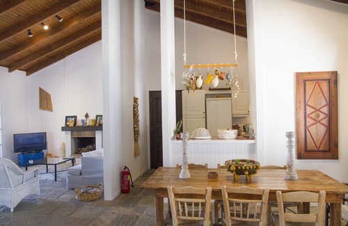 Skiathos Town Villa | Rustic hilltop Villa with magnificent views and a unique sunrise