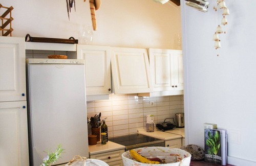 Skiathos Town Villa | Rustic hilltop Villa with magnificent views and a unique sunrise