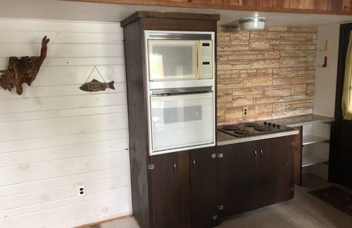 Lakeville Cottage | Rustic Lakefront Cottage with private dock on Lake Wallenpaupack