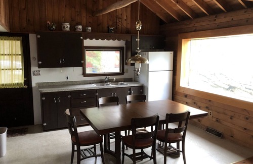 Lakeville Cottage | Rustic Lakefront Cottage with private dock on Lake Wallenpaupack