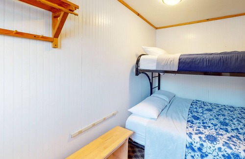 Rochester House | Rustic mountain-view home with firepit & washer/dryer - skiing & golf nearby