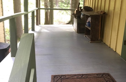 Woodgate House | RUSTIC PRIVATE SECLUDED ADIRONDACK COTTAGE