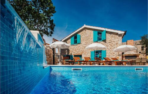 Prolozac House | Rustic Villa Imota