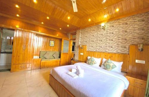 Kasauli Hotel | Rustic Villa