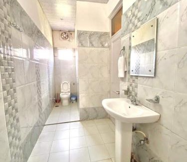 Kasauli Hotel | Rustic Villa