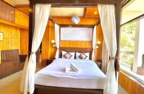 Kasauli Hotel | Rustic Villa