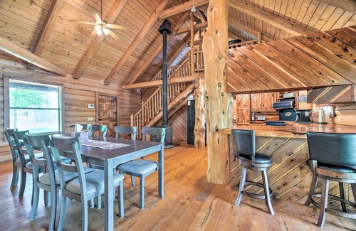 Woodville Cabin | Rustic Woodville Getaway with Pool & Guest House