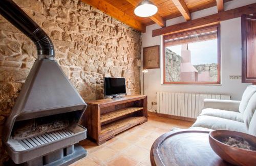 Alpuente House | RUSTIKALPUENTE Casa de BALDOVAR