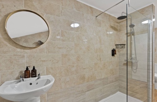 Morcott Apartment | Rutland View Apartment