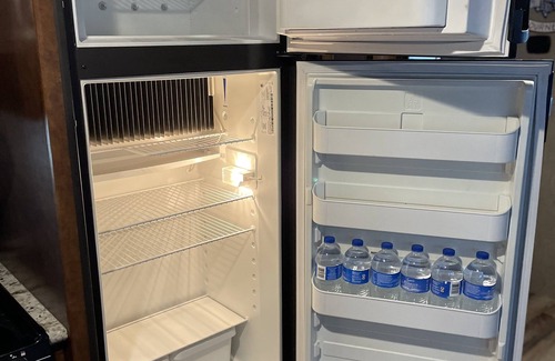 Fortuna Foothills House | RV in foothills located near stores. Smoking area with fire pit provided.