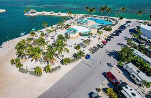 Cutthroat Harbor Estates RV Rental | RV Lot 288 Venture Out, Canal Front ,Lot Dimensions:35x69' 35' Dock
