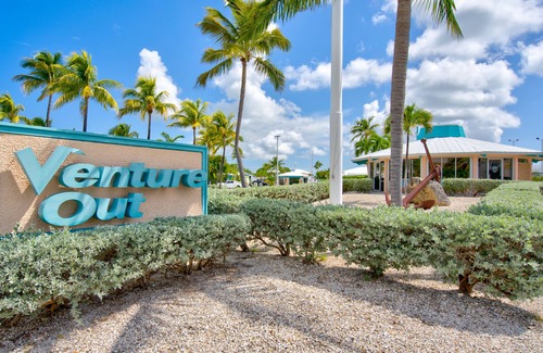 Cudjoe Key House | RV Lot Venture Out, 35x69' Accommodates Large/Oversized RVs