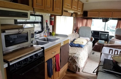 Sequim House | RV/Motor Home by LAVENDER FARM! Free HIGH SPEED BEST INTERNET=WORK from HOME W/D