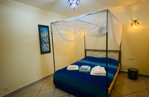 Massa House | Ryad Marocain Proche D'agadir 15 Personnes - 6 Chambres - 3 sdb - 1 Piscine