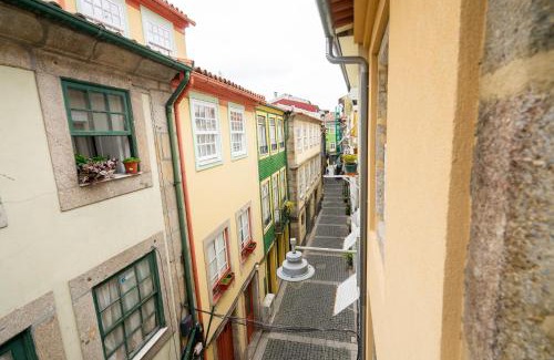 Old Town Apartment | Sé with Love- Sinta Braga como ela é.