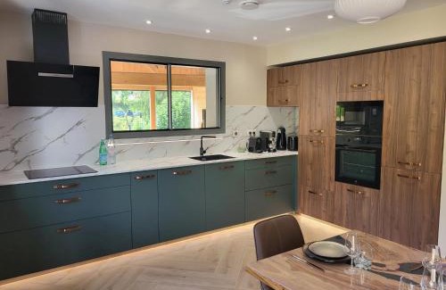 Gavarnie-Gedre Villa | Séjour d'Exception - Villa 4 Suites Vue Cascade