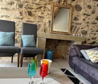 Pontrieux House | Séjour de charme au cœur de Pontrieux Appartement