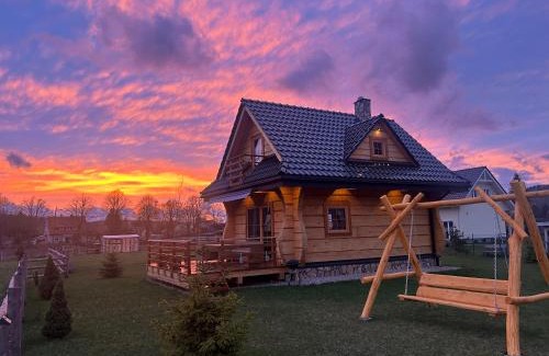 Trzebieszowice Ski Chalet | Słoneczna Chata z Bali