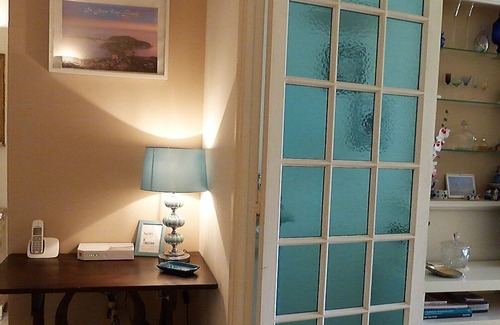 Saint-Jean-Cap-Ferrat Apartment | S.Jean Cap Ferrat Apartment garden/terrace Beach 2 min street front