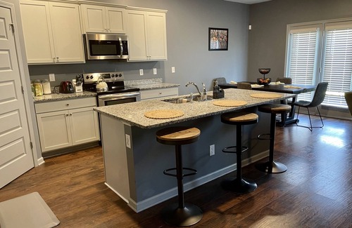 Hampton House | S&S LUXE RENTAL Romantic family get away.