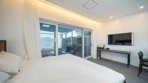 Sacheon Villa | Sacheon Azule Poolvilla