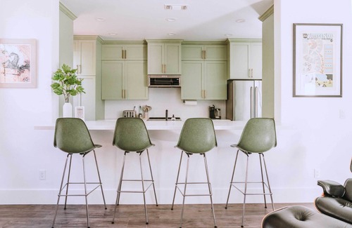 East Sacramento House | Sacramento Guest House w/Patio ~ 5 Mi to Downtown