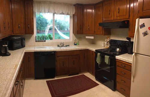 Sacramento House | Sacramento Suburban with Pool