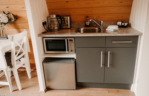 Torver Cottage | Saddleback Cottage with Hot Tub Sleeps 2