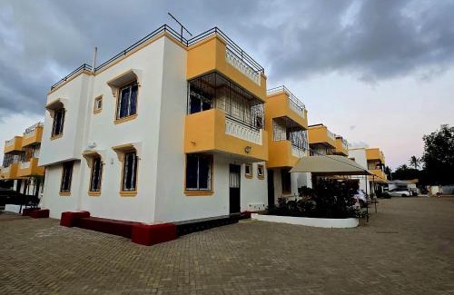 Western Province House | SAFARI BREEZE Residence