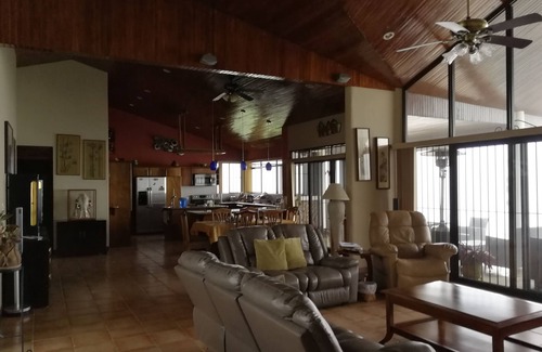 Llano Brenes House | Safe secure Mountain Home w/pool+views