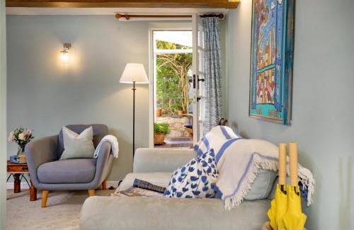 Topsham House | Saffron Cottage