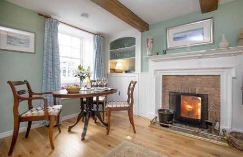 Topsham House | Saffron Cottage