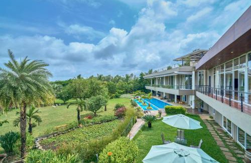 Mahiravani Villa | SaffronStays Aqua Vista