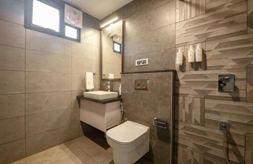 Reis Magos Villa | SaffronStays Vento